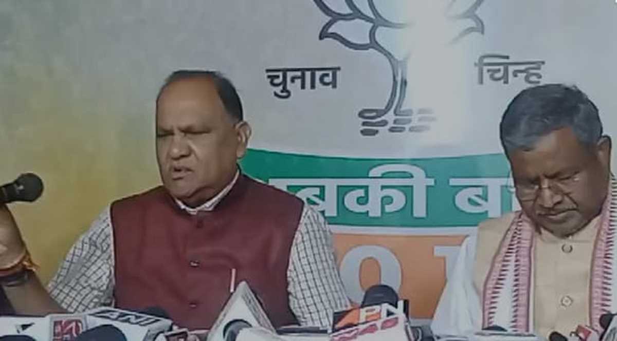 झारखंड सरकार के खिलाफ भाजपा ने जारी किया आरोप पत्र